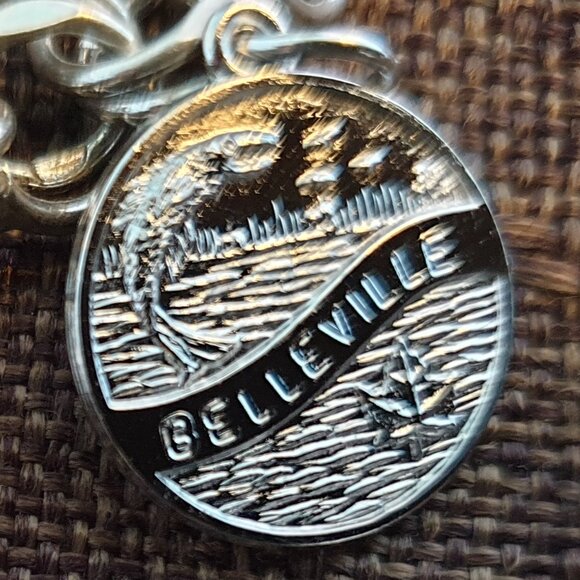 Rare Chunky Vintage Sterling Silver Commemorative Charm Bracelet – 39 grams - Picture 8 of 16